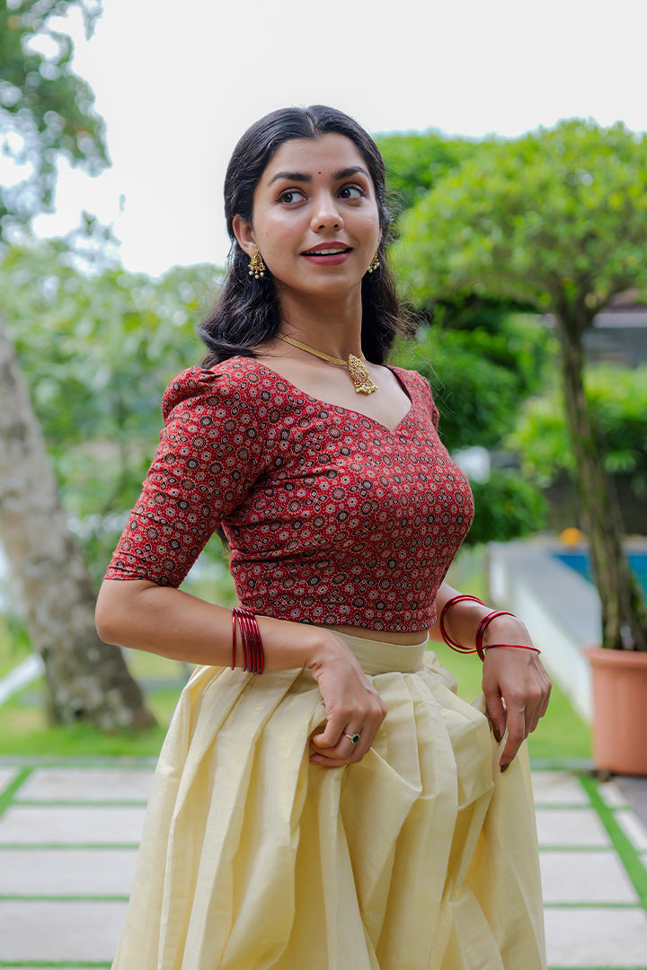 Thiruvathira Red Top & Skirt (ONMKUL)