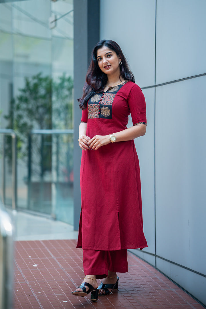 Vee(kurti&bottom)(290425KUL)