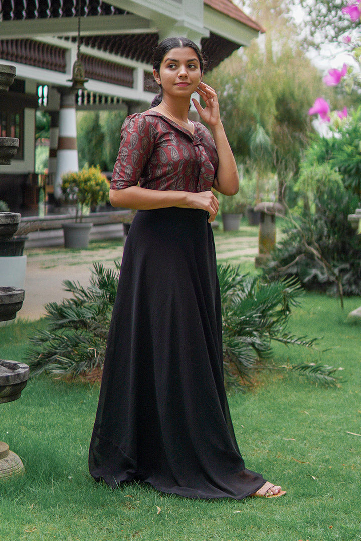 Maroon long skirt 2025 with black top