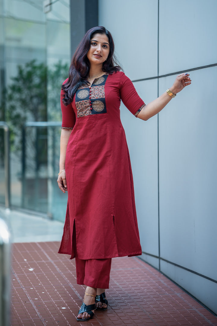 Vee(kurti&bottom)(290425KUL)