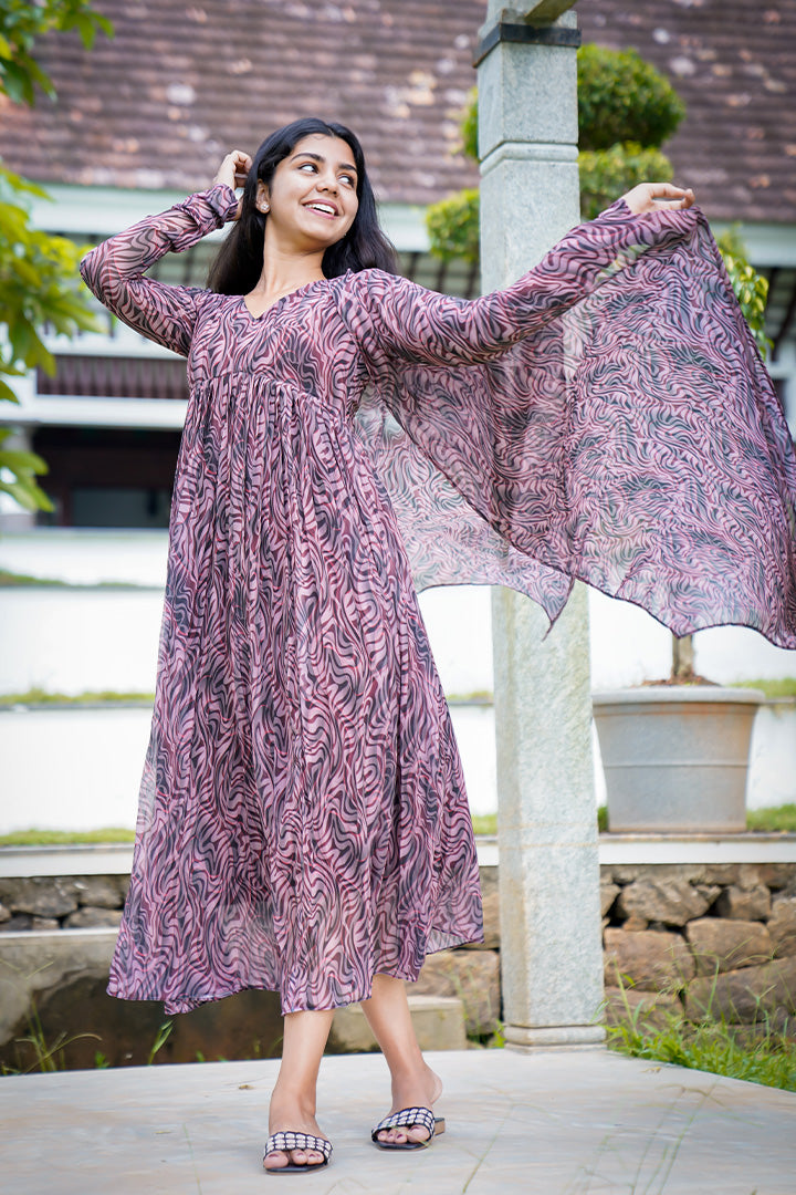 Farah with dupatta