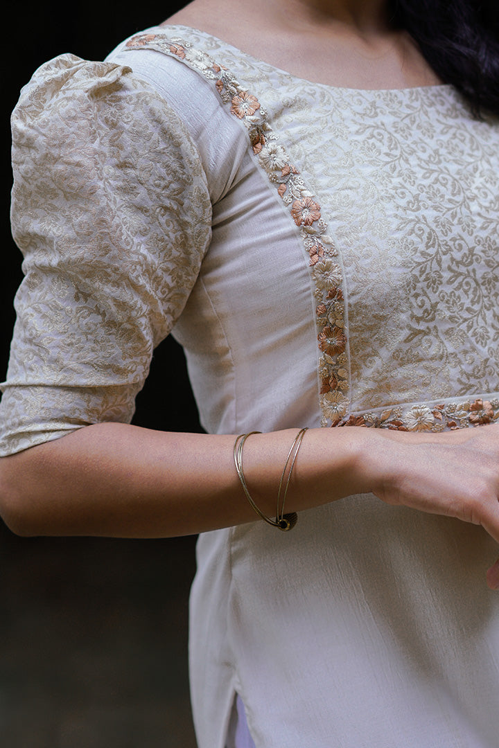 Amulya (with dupatta)