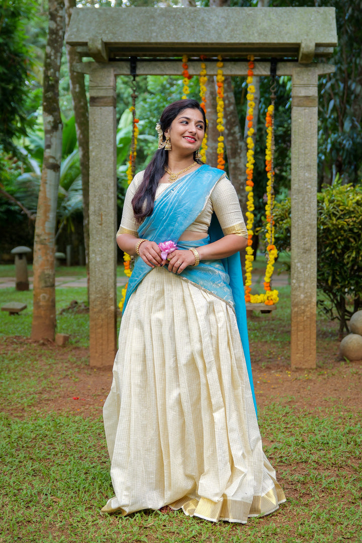 Varnam Top,skirt & Dupatta Blue (ONMKUL)