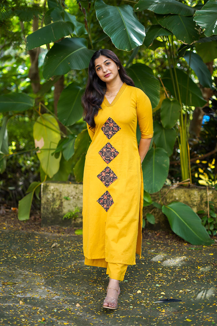 Chempaca(kurti & bottom)(090625KUL)