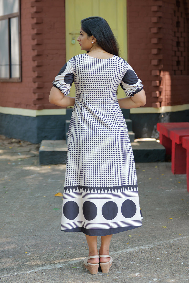 Charulatha(160426KUL)