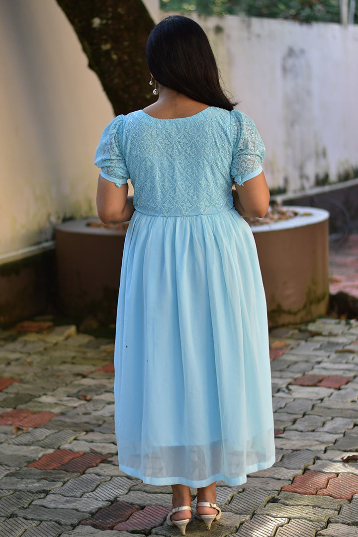 Paled Turquoise