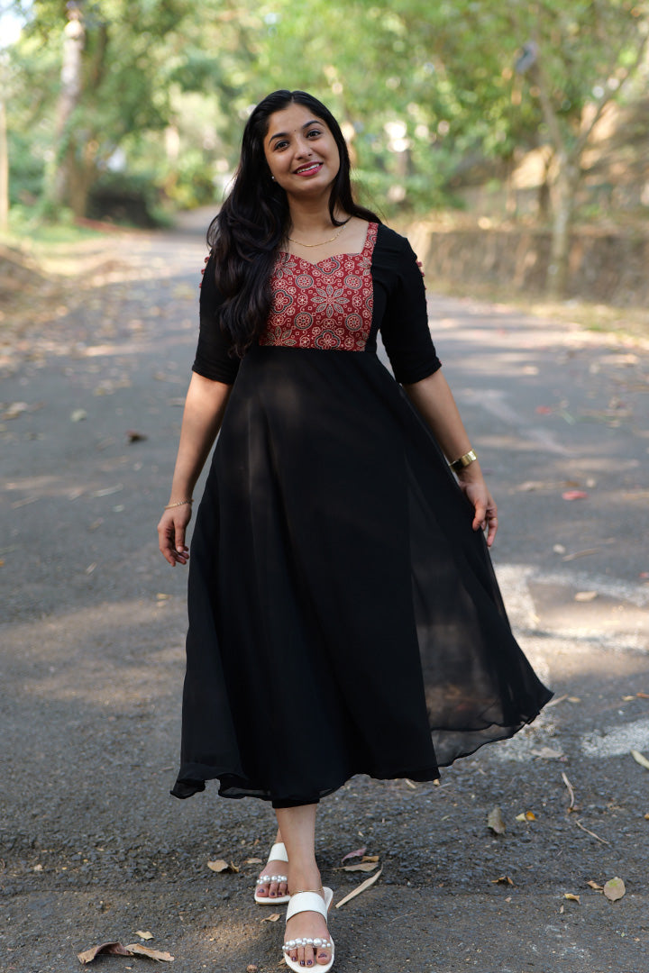 Anvika(Top only)(020126KUL)