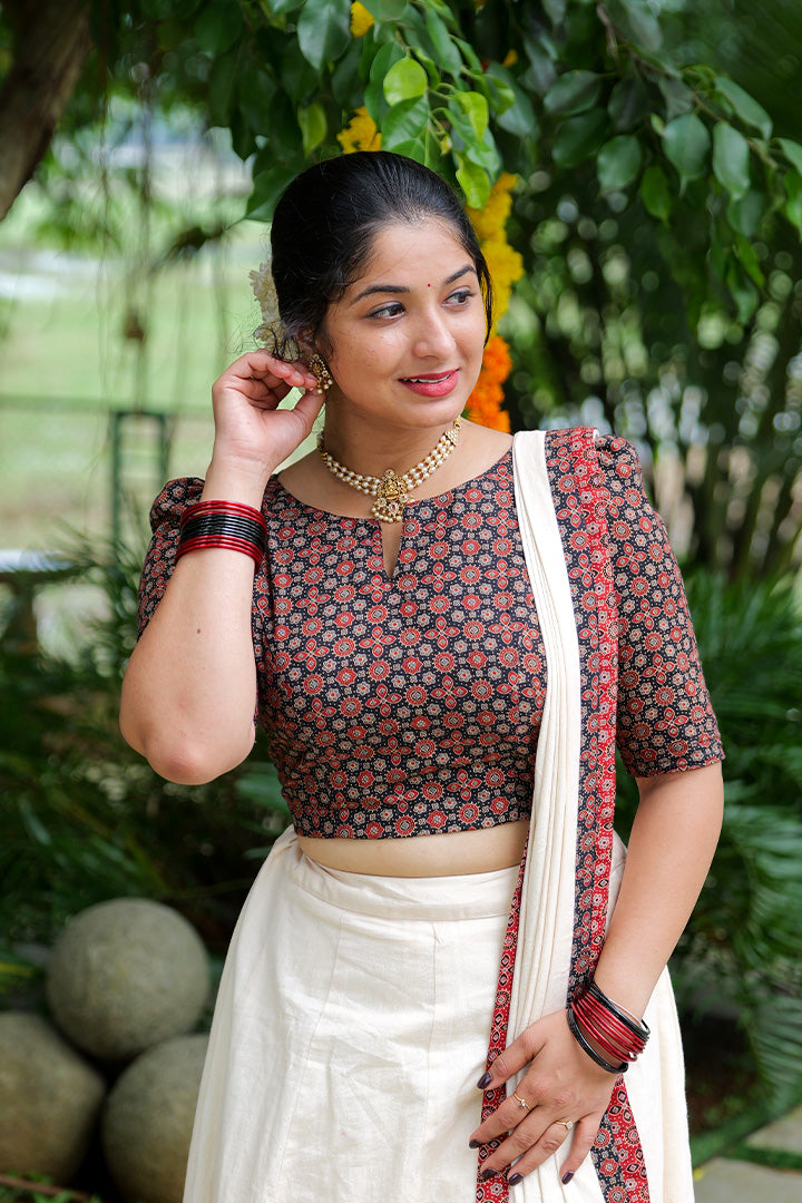 Parijatham Top, Skirt & Dupatta-Black (ONMKUL)