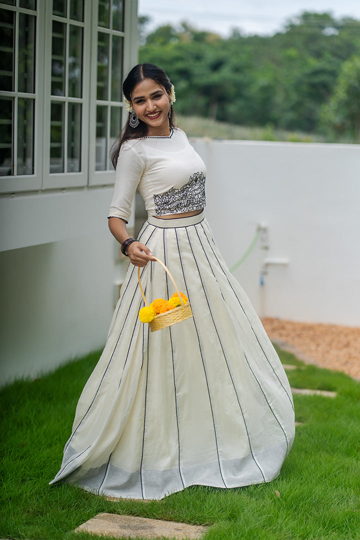 Thumbapoo Skirt &Top (ONMKD002)