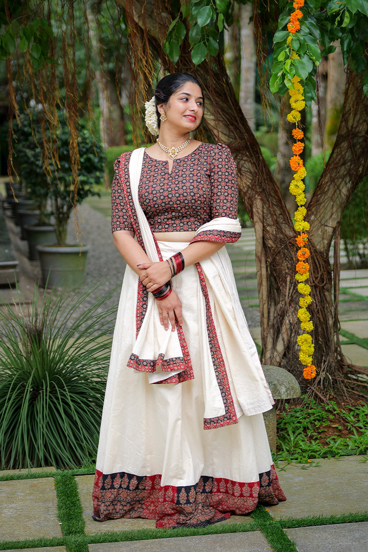 Parijatham Top, Skirt & Dupatta-Black (ONMKUL)