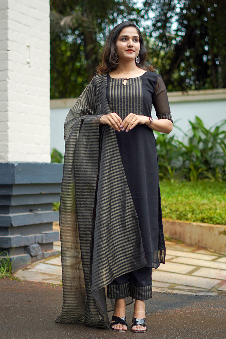 Lapis - Slitted Kurthi Set