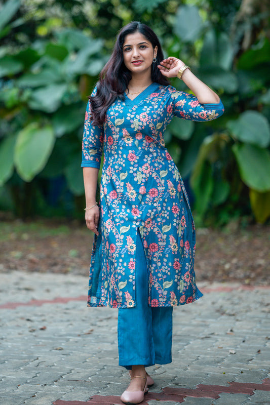Pia(kurti&bottom)(300425KUL)