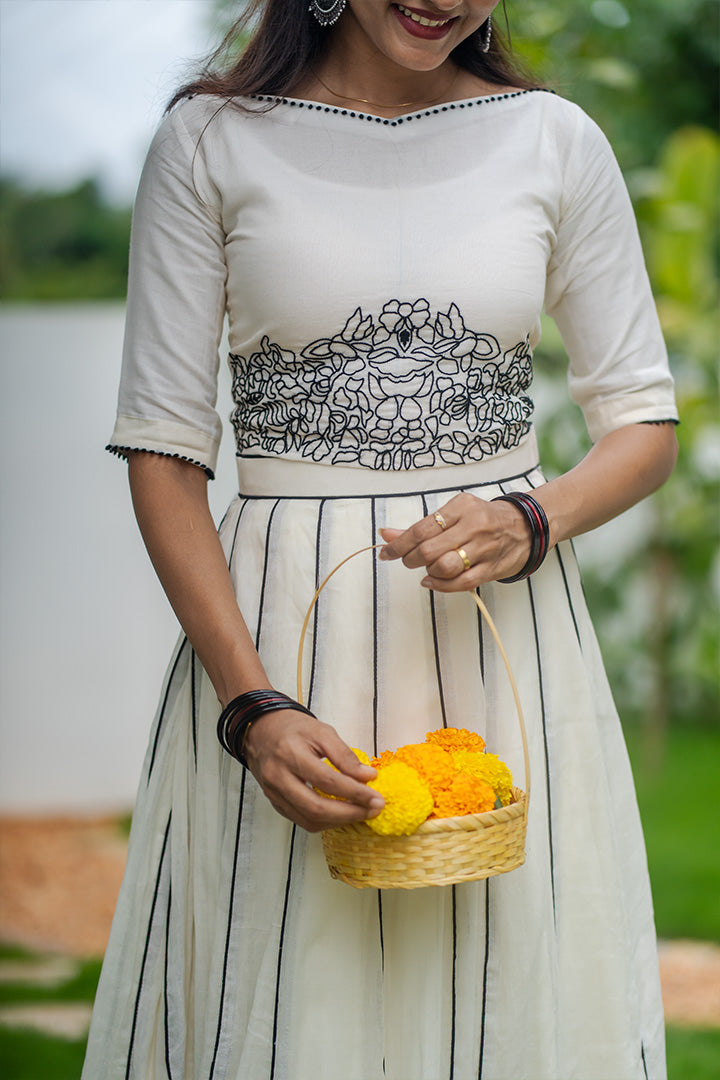 Thumbapoo Skirt &Top (ONMKD002)