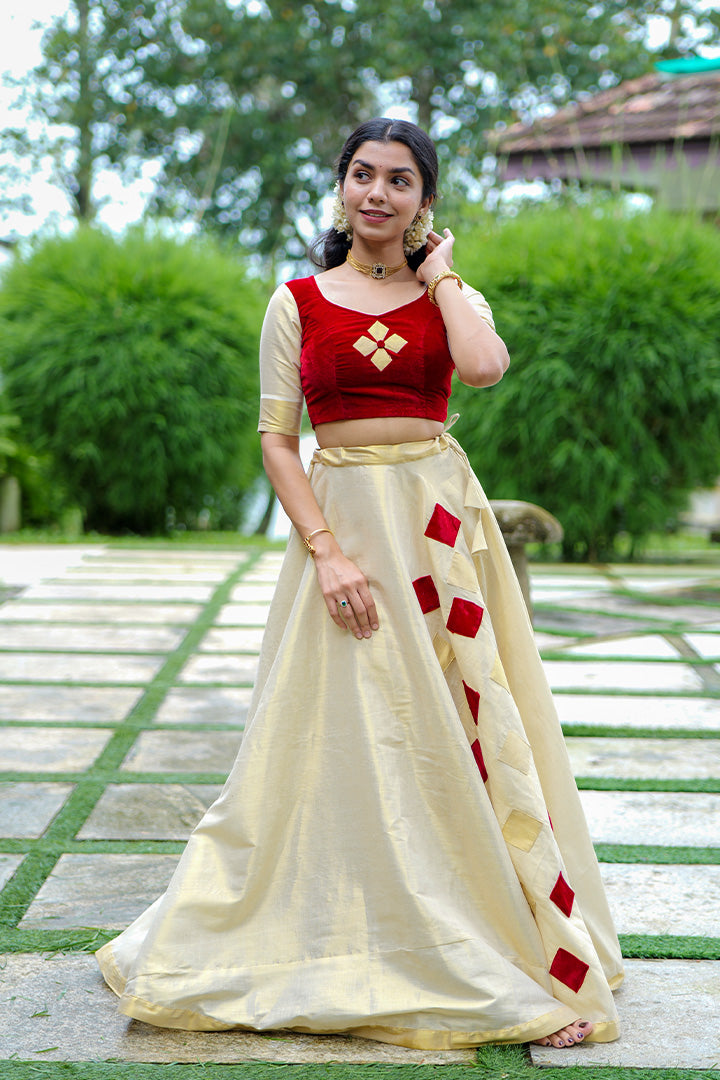 Uthradam Red Top & Skirt (ONMKUL)