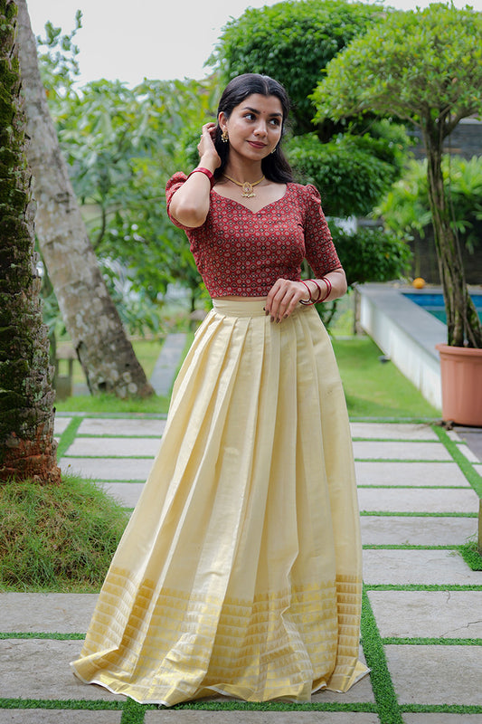 Thiruvathira Red Top & Skirt (ONMKUL)