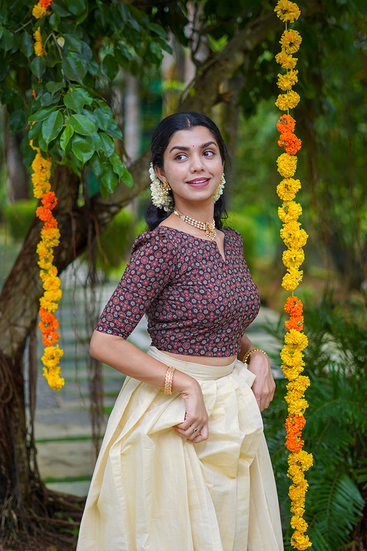 Thiruvathira black Top & Skirt (ONMKUL)
