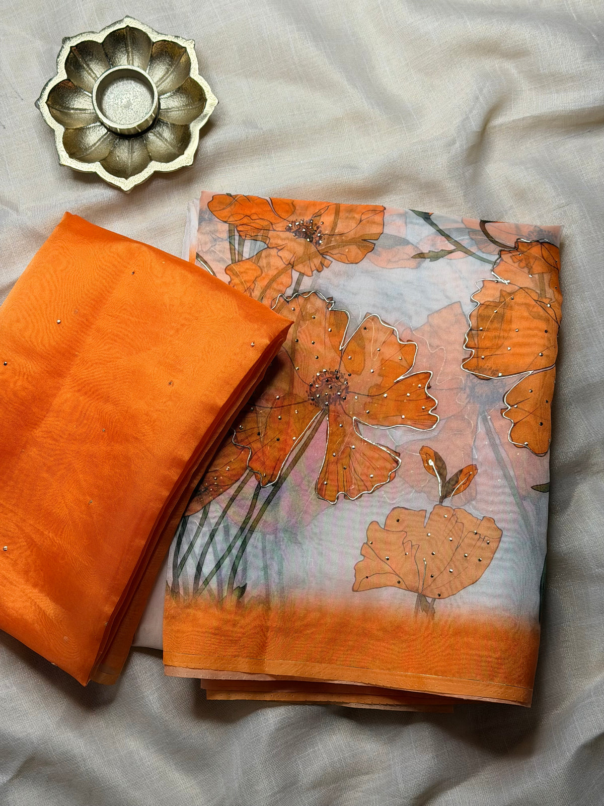 Saffron Lily(300926SAREVA)