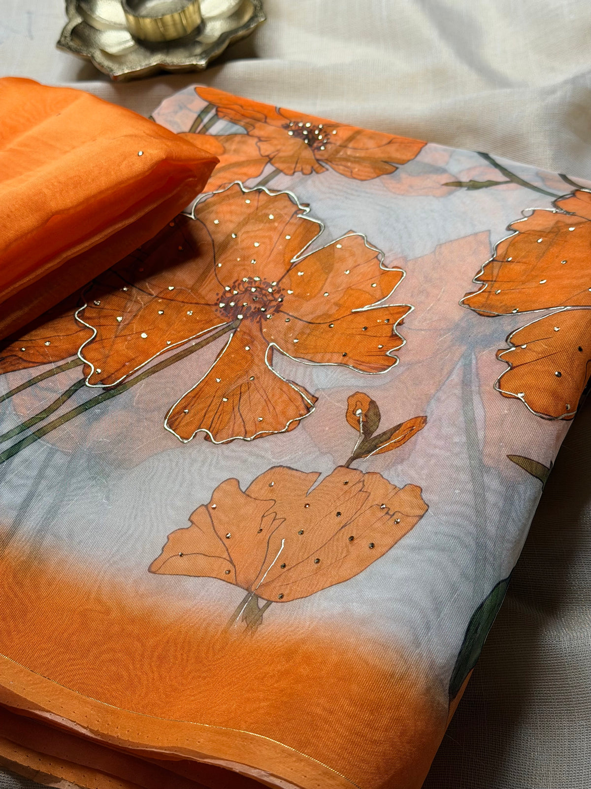Saffron Lily(300926SAREVA)