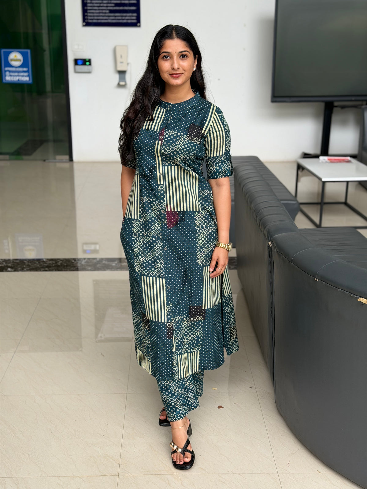 Varadha(Kurti&bottom)(261026KUL)
