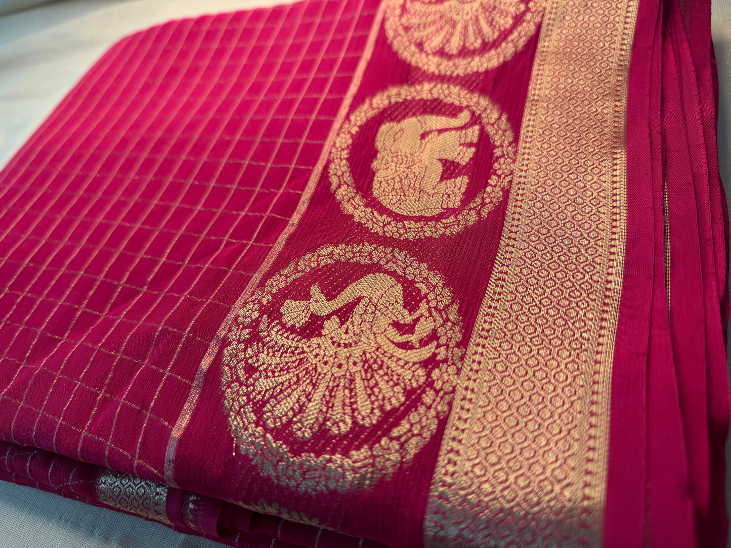 Gulabi(250626SAREVA)