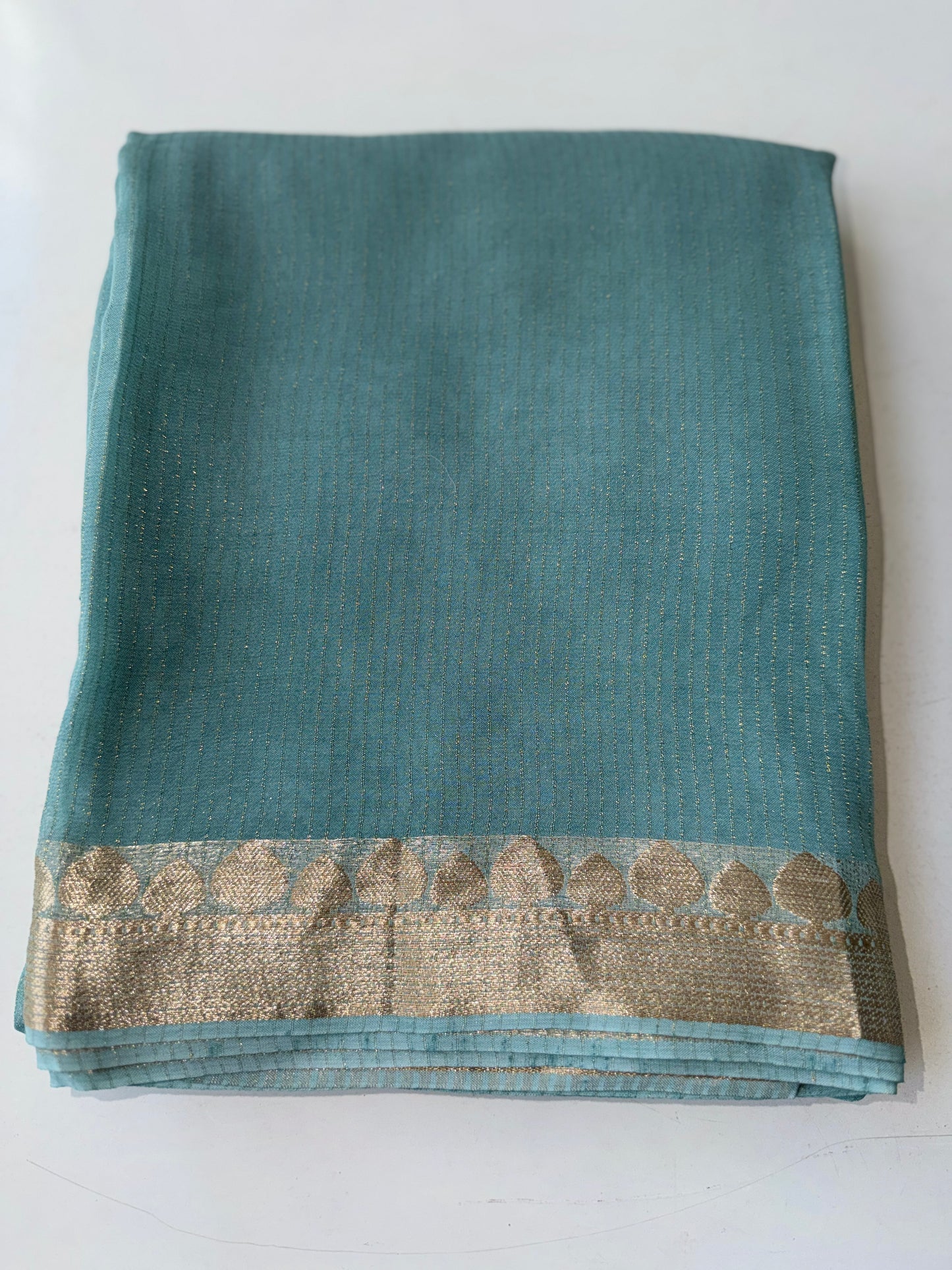 Firozi(270626SAREVA)
