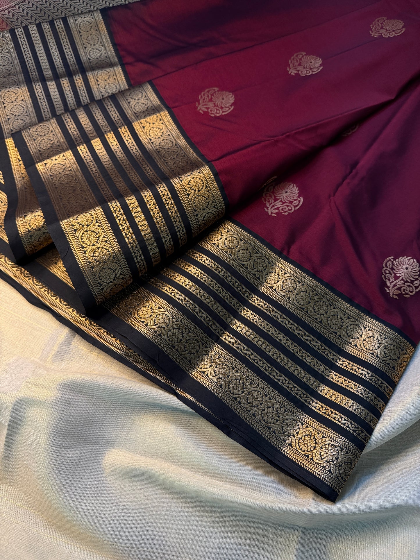 Gowri(270726SAREVA)