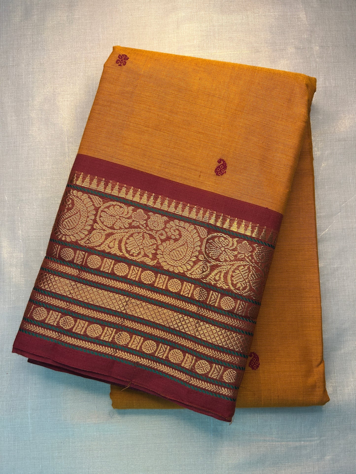 Maharani(020526SAREVA)