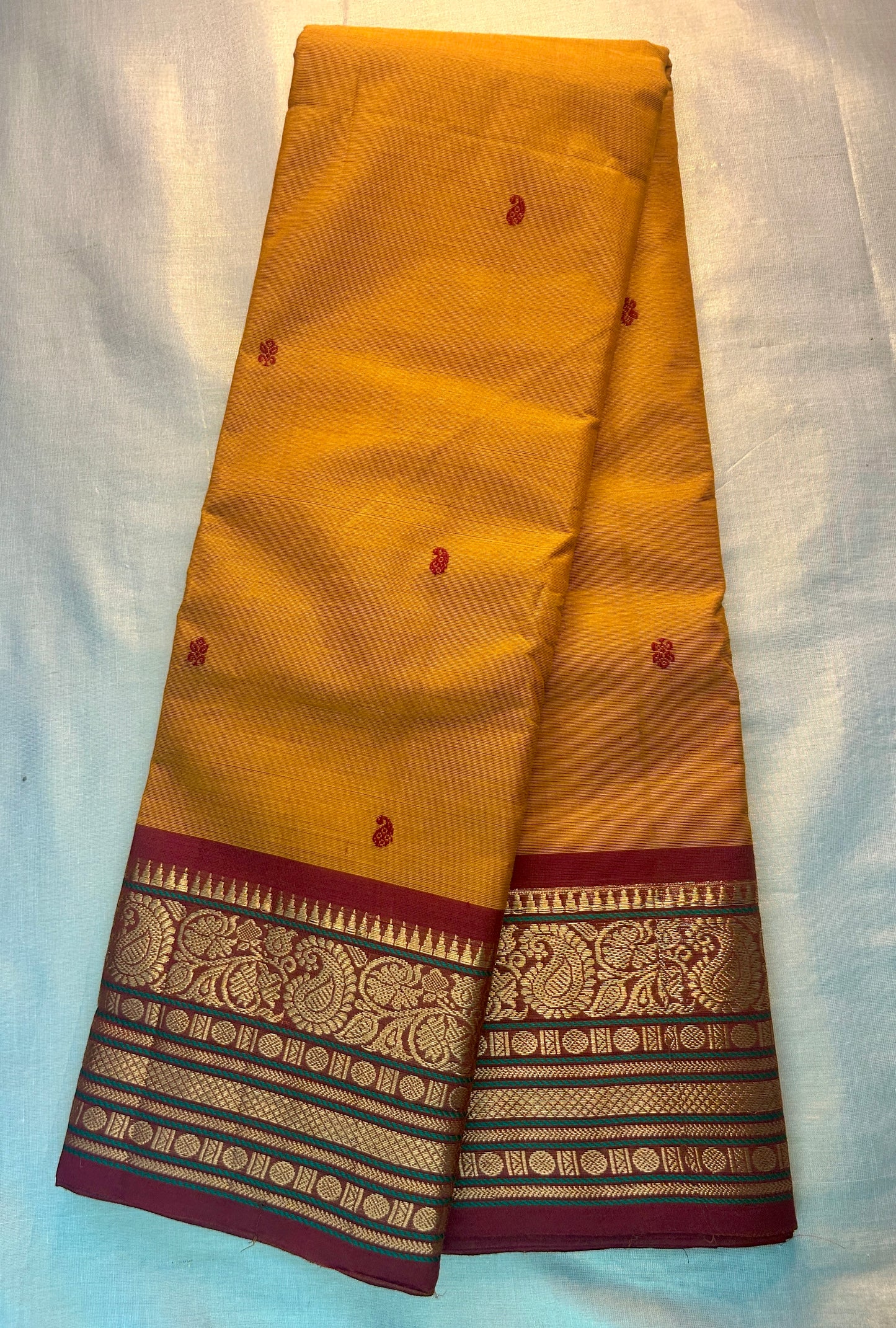 Maharani(020526SAREVA)