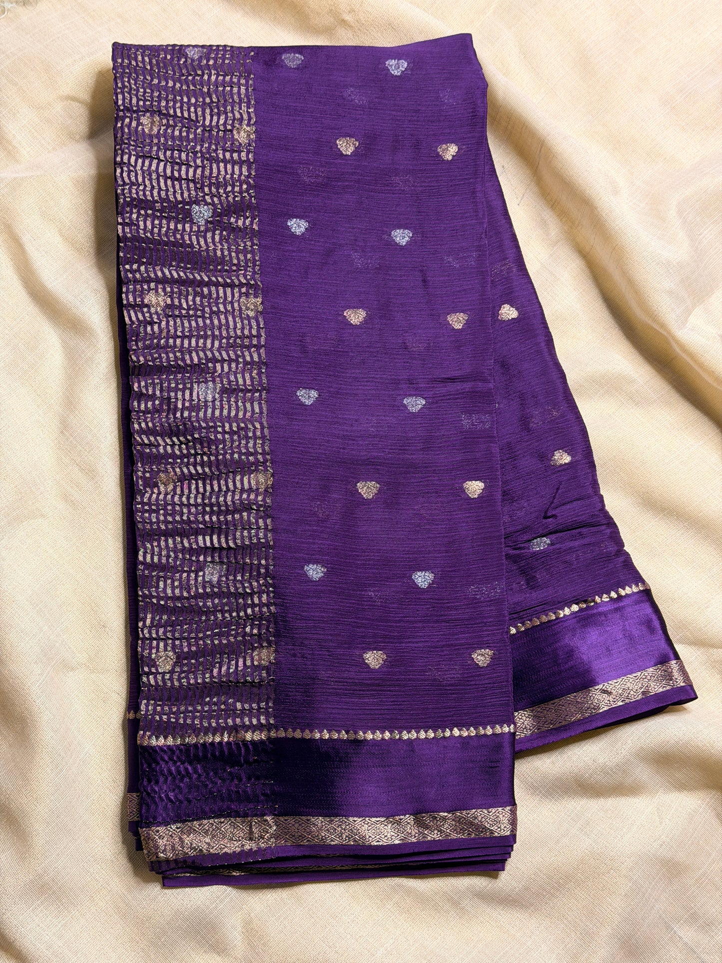 Mahika(040826SAREVA)