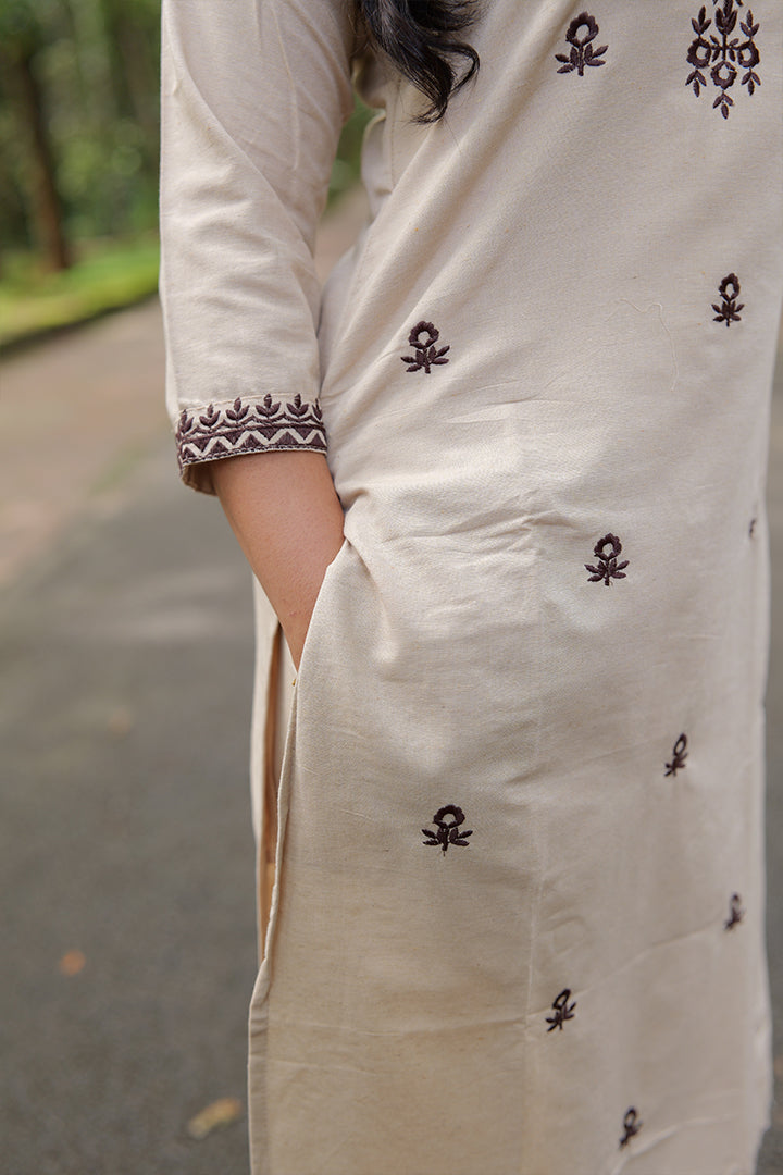 Aparana(220826KUL)