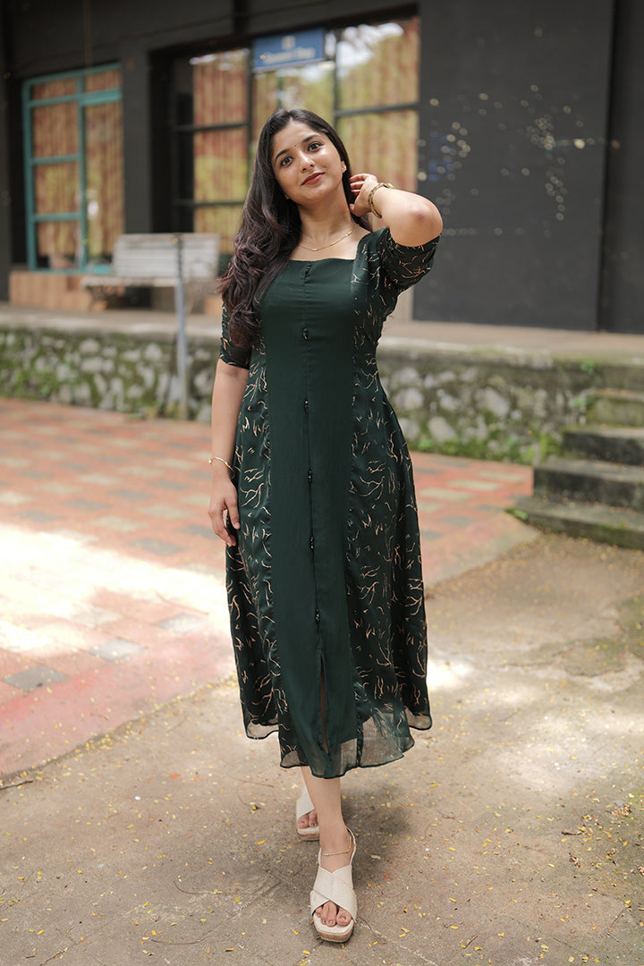 Shalini(040826KD1)