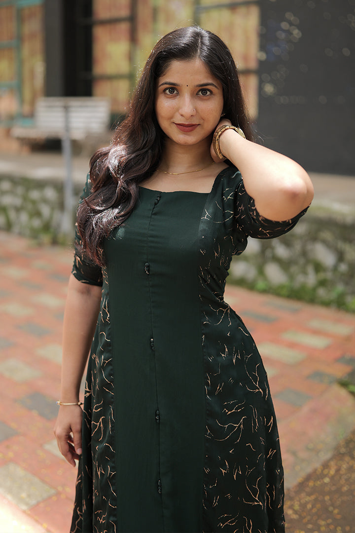 Shalini(040826KD1)