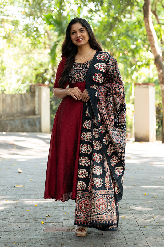 Arunika(Kurti&Dupatta)(300326KUL)