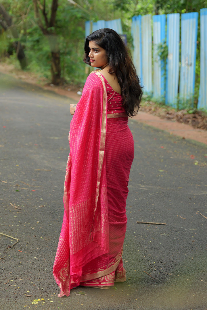 Gulabi(250626SAREVA)