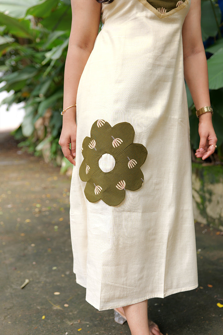Onapattu(with flower)(250726KUL)