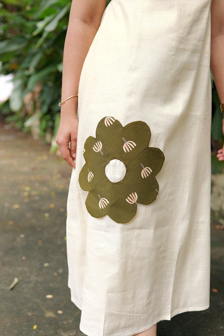 Onapattu(with flower)(250726KUL)
