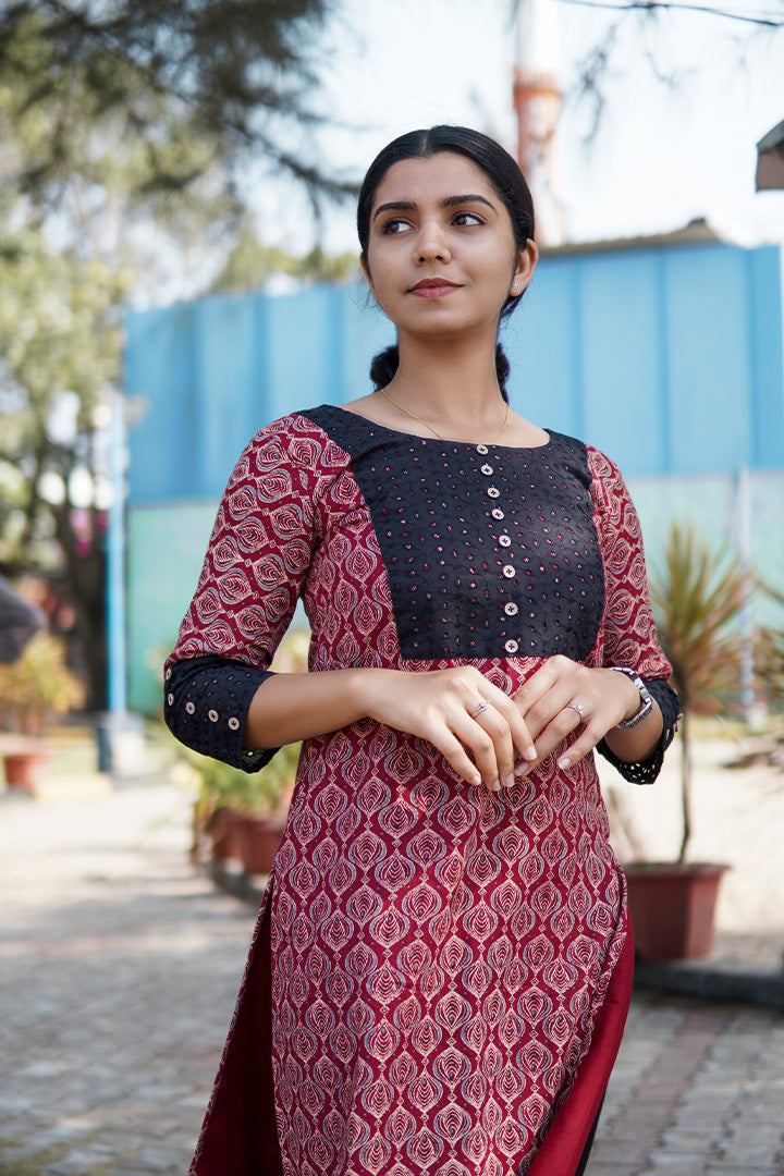 Maroon deals printed kurti